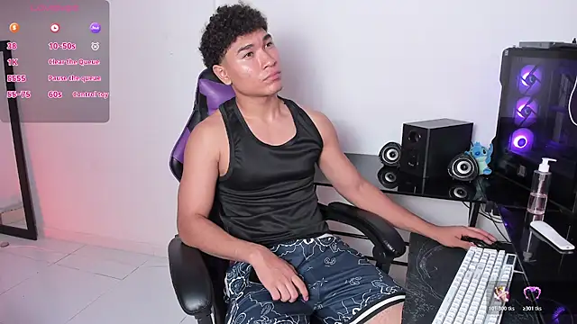 Snapshot of kenji_azura1 chatting on 11.27.25 kenji azura1 online show from 11.27.25