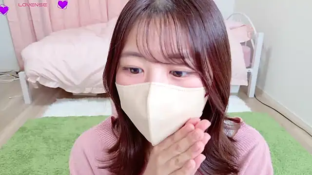 Snapshot of Haru_chiii chatting on 11.27.25 Haru chiii online show from 11.27.25