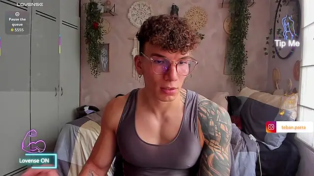 estebandi do online show from 02.04.26