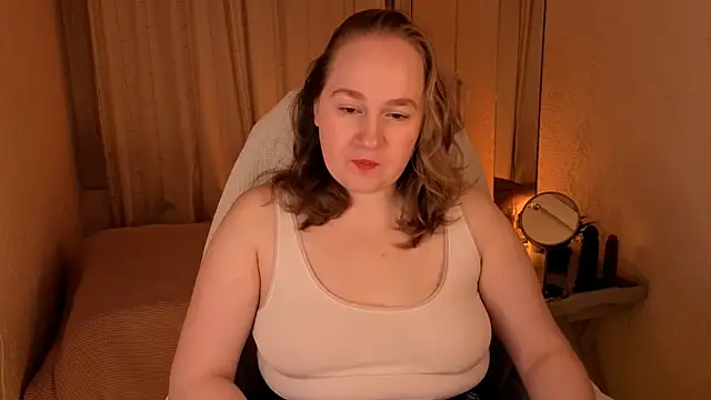 Snapshot of Kitty_Rest_ chatting on 05.03.26 Kitty Rest online show from 05.03.26