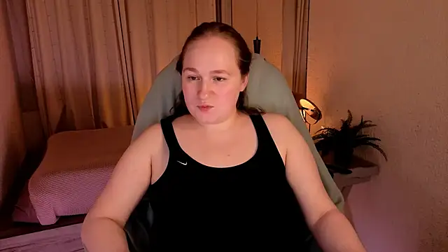 Snapshot of Kitty_Rest_ chatting on 05.19.26 Kitty Rest online show from 05.19.26