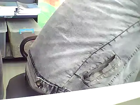 Snapshot of AMCIKSEVER42 chatting on 12.01.25 AMCIKSEVER42 online show from 12.01.25