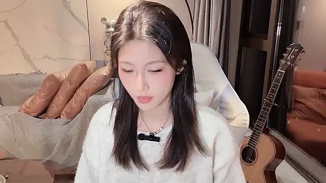 Snapshot of Lixinel-520 chatting on 11.27.25 Lixinel-520 online show from 11.27.25