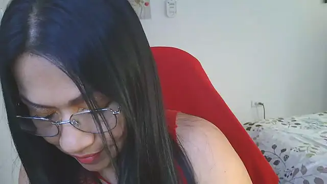 LissafeetHott online show from 05.18.26