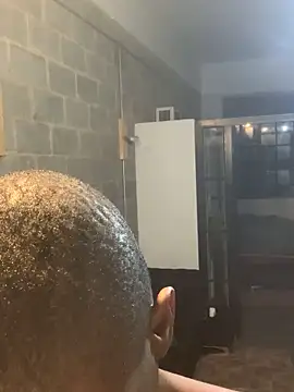 Snapshot of Vince_Favent chatting on 09.16.25 Vince Favent online show from 09.16.25