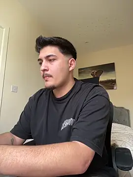 Snapshot of mixedcouplee69 chatting on 03.20.26 mixedcouplee69 online show from 03.20.26