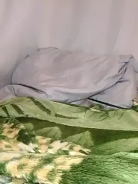 Snapshot of _lumari chatting on 11.02.25  lumari online show from 11.02.25