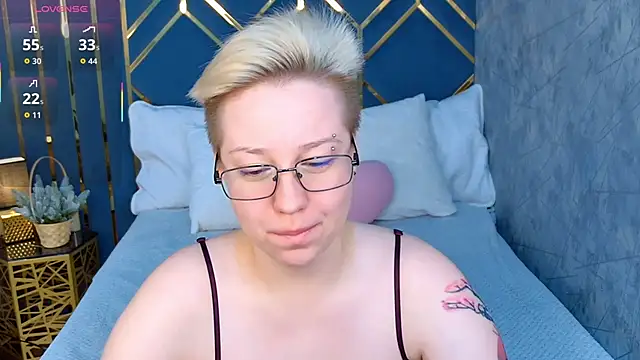 AlexandraGreen online show from 12.14.25