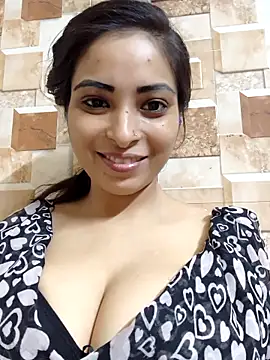 Snapshot of QUEEN-ADITI chatting on 09.16.25 QUEEN-ADITI online show from 09.16.25