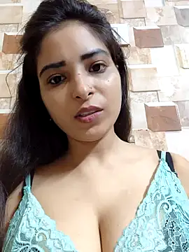 Snapshot of QUEEN-ADITI chatting on 09.29.25 QUEEN-ADITI online show from 09.29.25