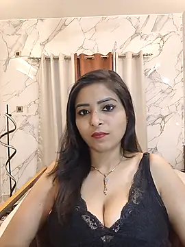 Snapshot of QUEEN-ADITI chatting on 02.26.26 QUEEN-ADITI online show from 02.26.26