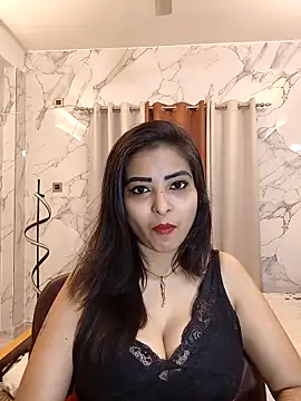 Snapshot of QUEEN-ADITI chatting on 03.02.26 QUEEN-ADITI online show from 03.02.26