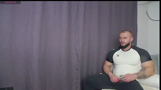 RickyMiami1 online show from 11.28.25