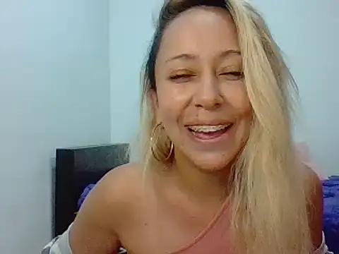 leah susman online show from 09.12.25