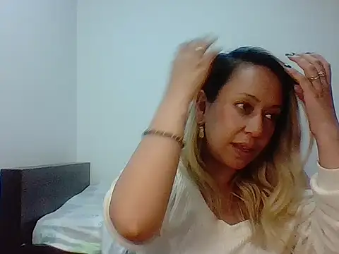 leah susman online show from 12.02.25