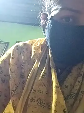 Snapshot of Sapn_aa chatting on 10.31.25 Sapn aa online show from 10.31.25