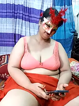 Tanisha-Chy online show from 06.05.26