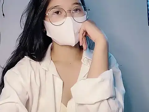 Snapshot of Miumiu028 chatting on 09.15.25 Miumiu028 online show from 09.15.25