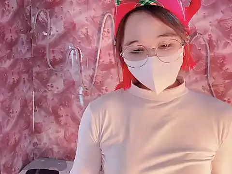 Snapshot of Miumiu028 chatting on 11.29.25 Miumiu028 online show from 11.29.25