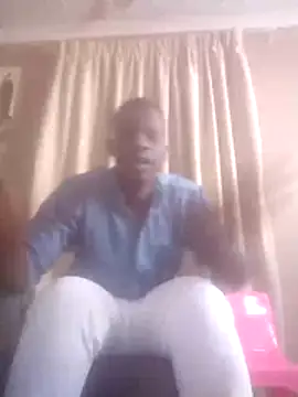 Snapshot of FANTASYROOM23 chatting on 01.18.26 FANTASYROOM23 online show from 01.18.26