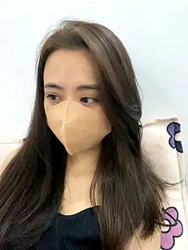 Snapshot of Mochi21 chatting on 11.01.25 Mochi21 online show from 11.01.25