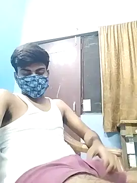 Snapshot of YourTarzan chatting on 09.24.25 YourTarzan online show from 09.24.25