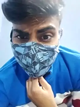 Snapshot of YourTarzan chatting on 01.08.26 YourTarzan online show from 01.08.26