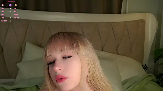 MarciDarugar online show from 10.27.25