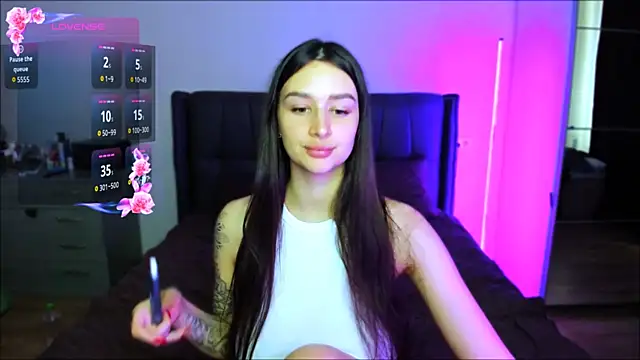 Snapshot of Veronica_Larsson chatting on 09.11.25 Veronica Larsson online show from 09.11.25