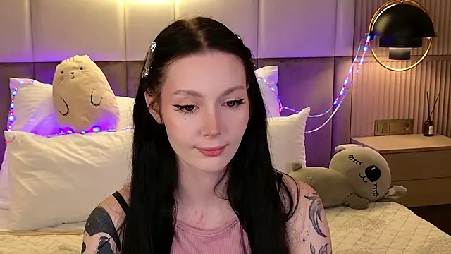 Goldy Stark online show from 02.11.26