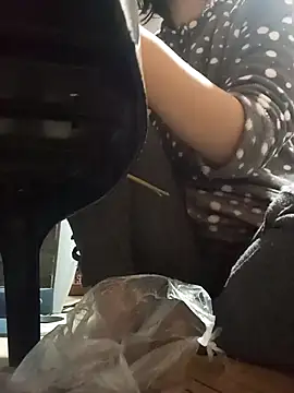 Snapshot of hanonaa1 chatting on 12.20.25 hanonaa1 online show from 12.20.25