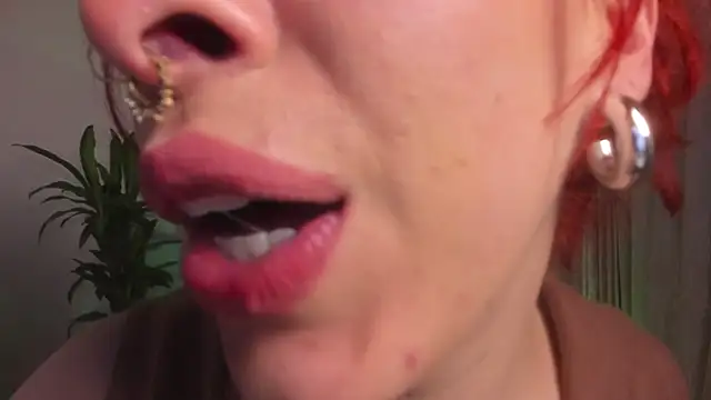 bri von dhara   online show from 10.15.25