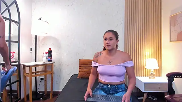 aliceandsia online show from 04.23.26