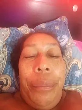 Naomi-Mature online show from 10.22.25