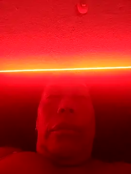 Naomi-Mature online show from 04.20.26