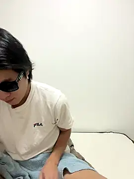 Snapshot of erokami36 chatting on 11.09.25 erokami36 online show from 11.09.25