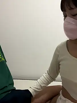 Snapshot of erokami36 chatting on 11.12.25 erokami36 online show from 11.12.25