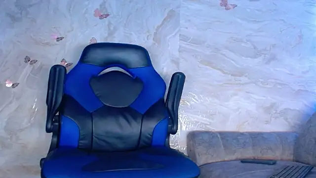 Snapshot of maicoljorda chatting on 11.06.25 maicoljorda online show from 11.06.25