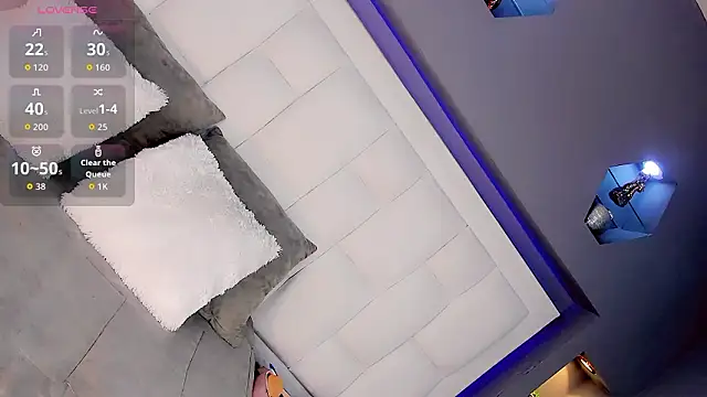 DaniielaV online show from 03.13.26