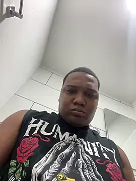 Snapshot of Junioorvideos chatting on 09.20.25 Junioorvideos online show from 09.20.25