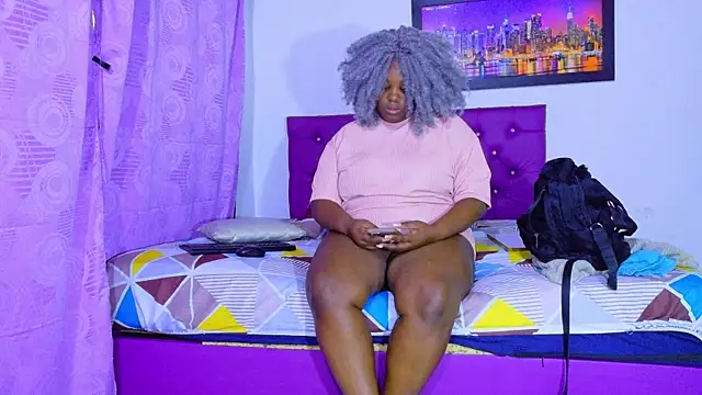 ebony NeighborMoans online show from 07.18.26