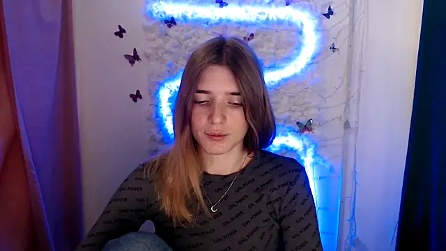 Snapshot of JuiceLips__ chatting on 09.10.25 JuiceLips online show from 09.10.25