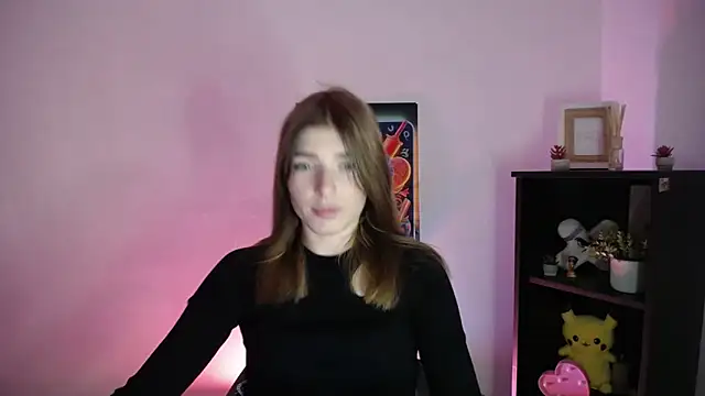 Snapshot of JuiceLips__ chatting on 09.18.25 JuiceLips online show from 09.18.25