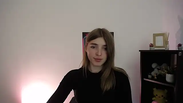 Snapshot of JuiceLips__ chatting on 09.24.25 JuiceLips online show from 09.24.25