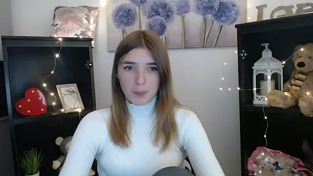 Snapshot of JuiceLips__ chatting on 09.26.25 JuiceLips online show from 09.26.25