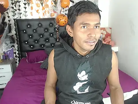 Snapshot of Adam_Morgan2 chatting on 10.12.25 Adam Morgan2 online show from 10.12.25