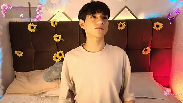 AleAurarashi online show from 04.25.26