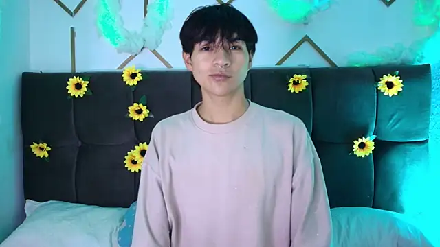AleAurarashi online show from 04.29.26