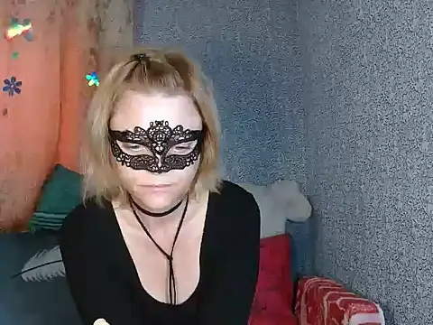 Miss Nona online show from 09.15.25