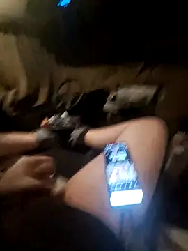 Snapshot of maciasgda chatting on 12.21.25 maciasgda online show from 12.21.25